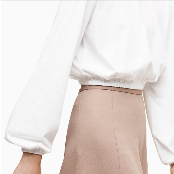 Aritzia Wilfred Cropped Elastic Hem/Cuff Top - Picture 4 of 5